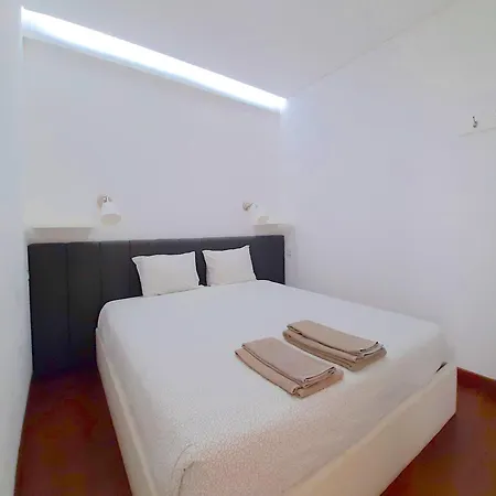 Vb By Flat In Porto