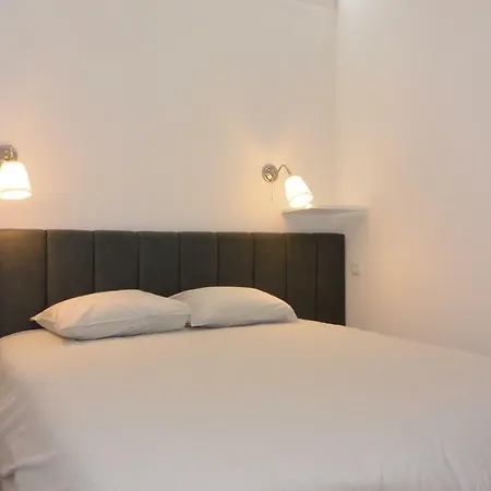 Vb By Flat In Apartment Porto